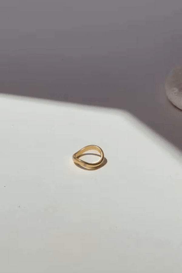 Wavy Engagement Ring